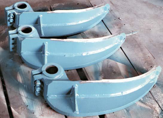 ITEM 1334_DE-BARKER ARMS RESTORE WTH SPL HADFACED EDGES