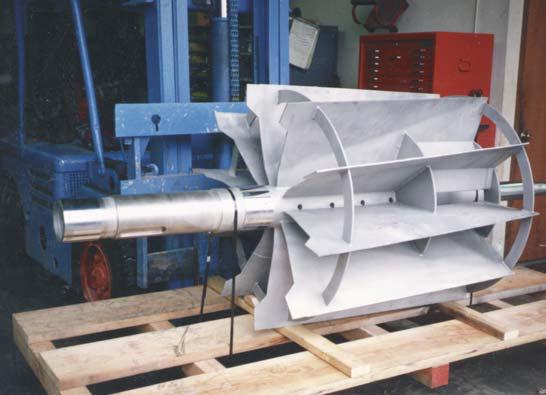 ITEM 1398_ROUND SCREEN ROTOR RESTORATION NOTE SPECIAL BRAKE-CREASE IN BLADE SECTION